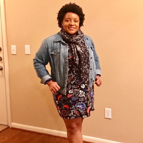 Old Navy Denim Jacket - Picture 4 of 5